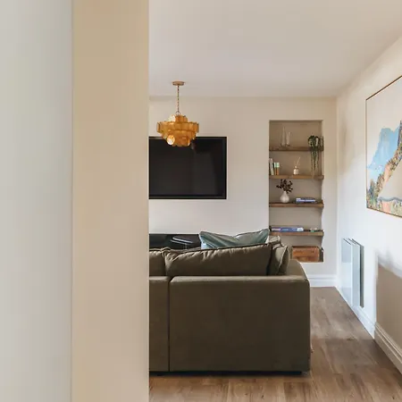 The Primrose * Ambleside