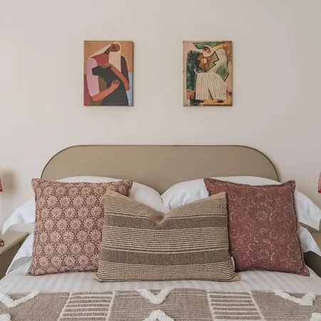 The Primrose Apartment *